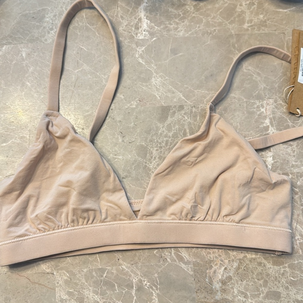 SKIIMS FITS EVERYBODY TRIANGLE BRALETTE - Picture 7 of 9